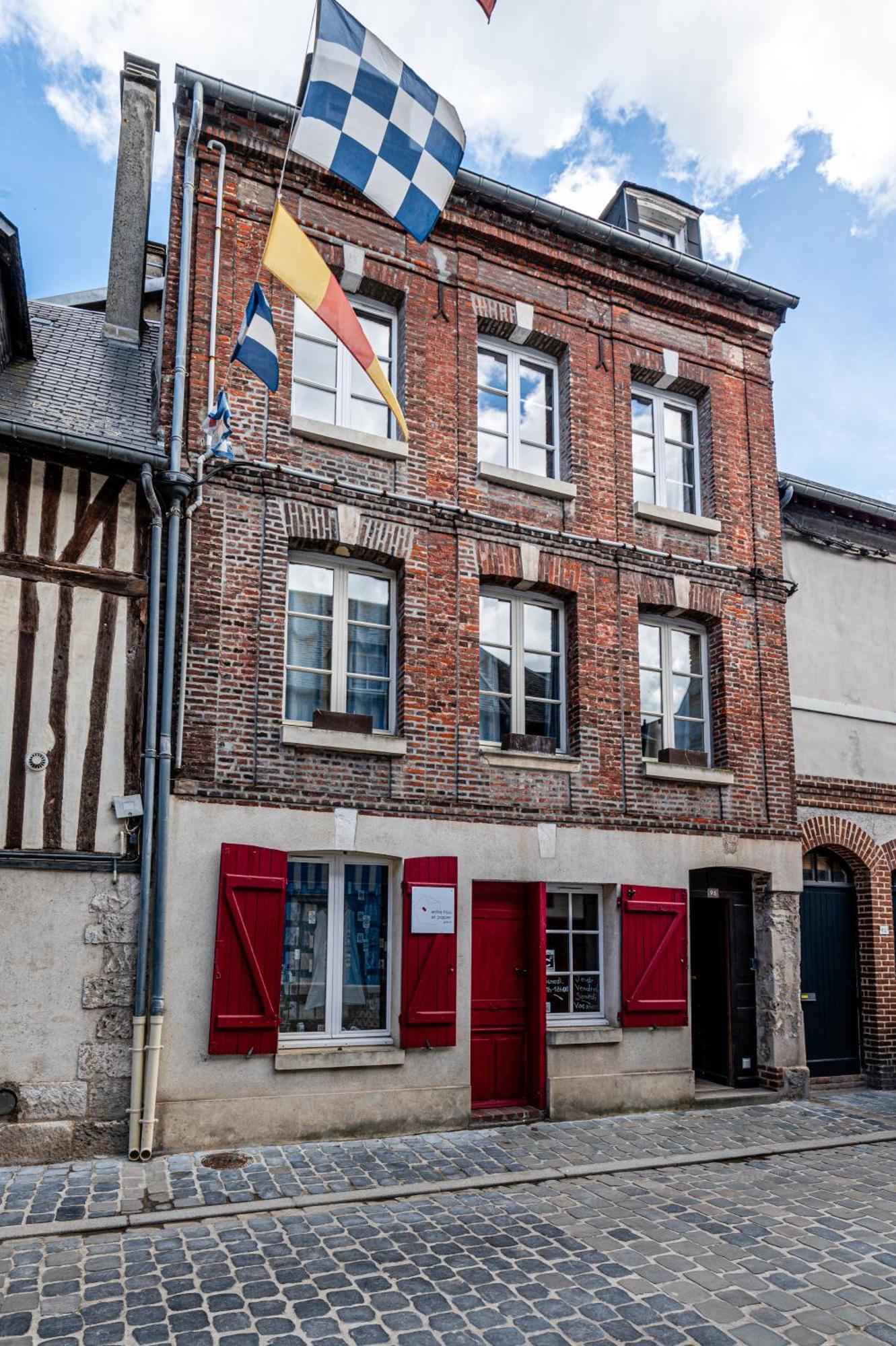 Cosy Loft - Plein Centre D'Honfleur Apartment Exterior photo